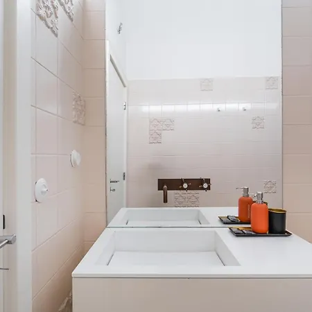 Guestready - D'alma - Stª Catarina 2e Appartamento